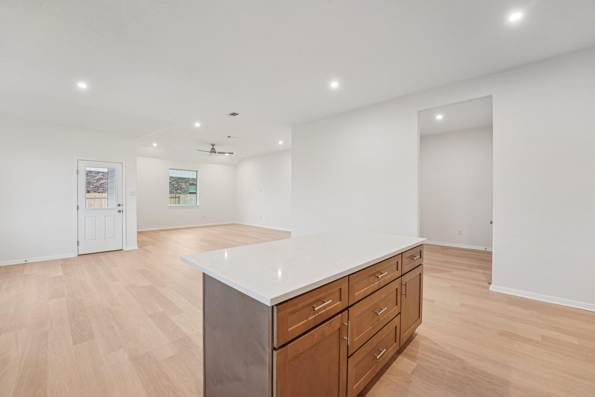 391 Backstays Loop, Kyle, TX 78640