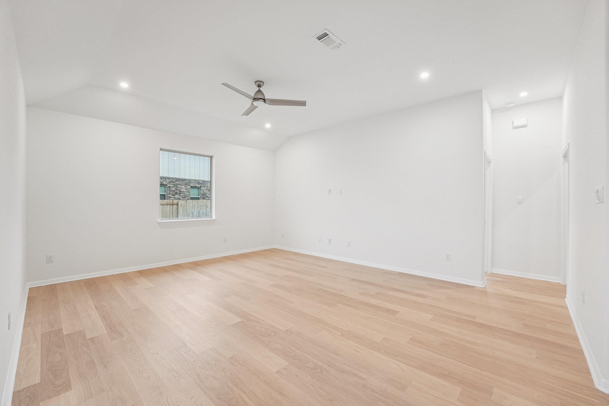 391 Backstays Loop, Kyle, TX 78640