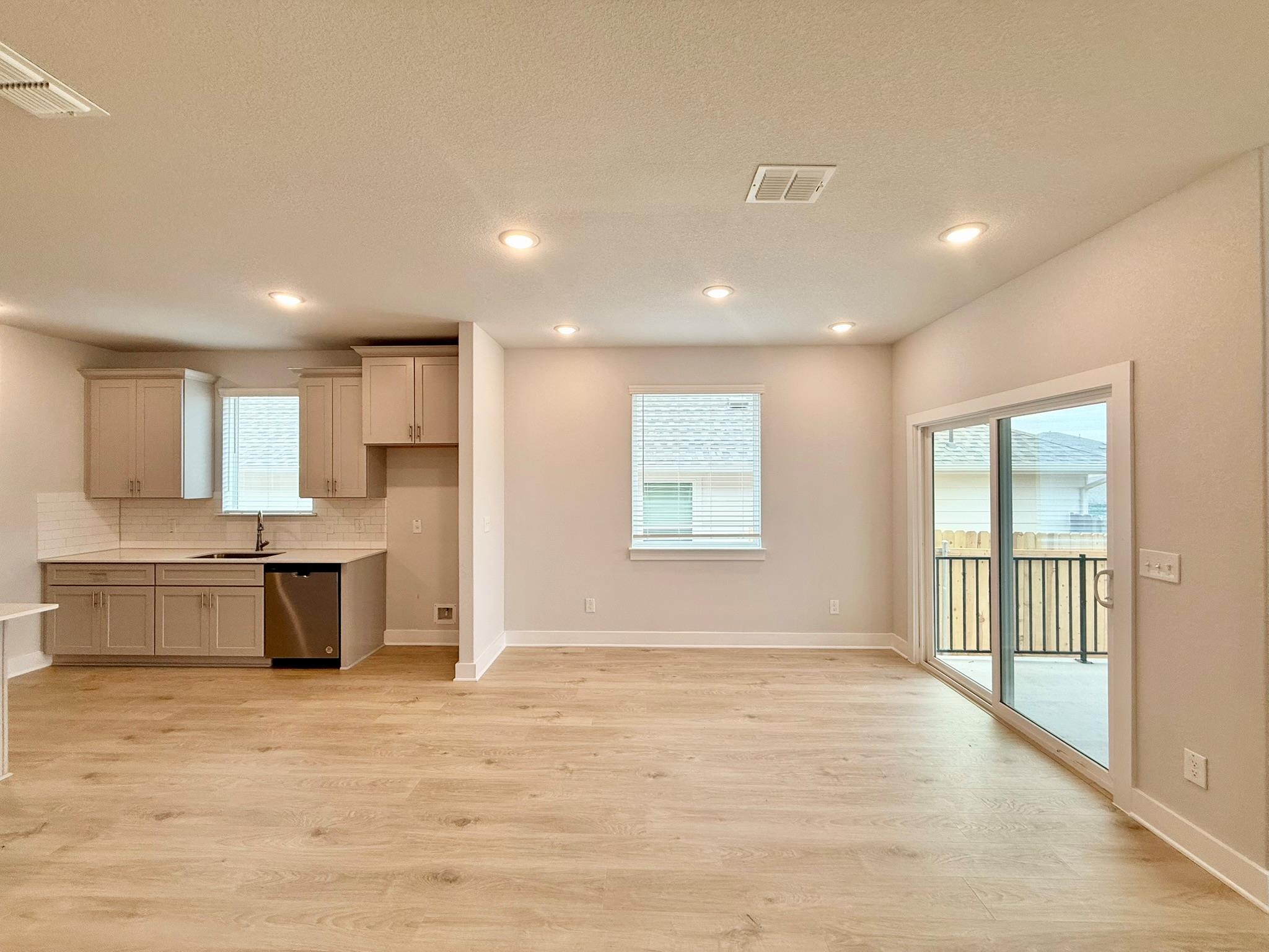 391 Backstays Loop, Kyle, TX 78640