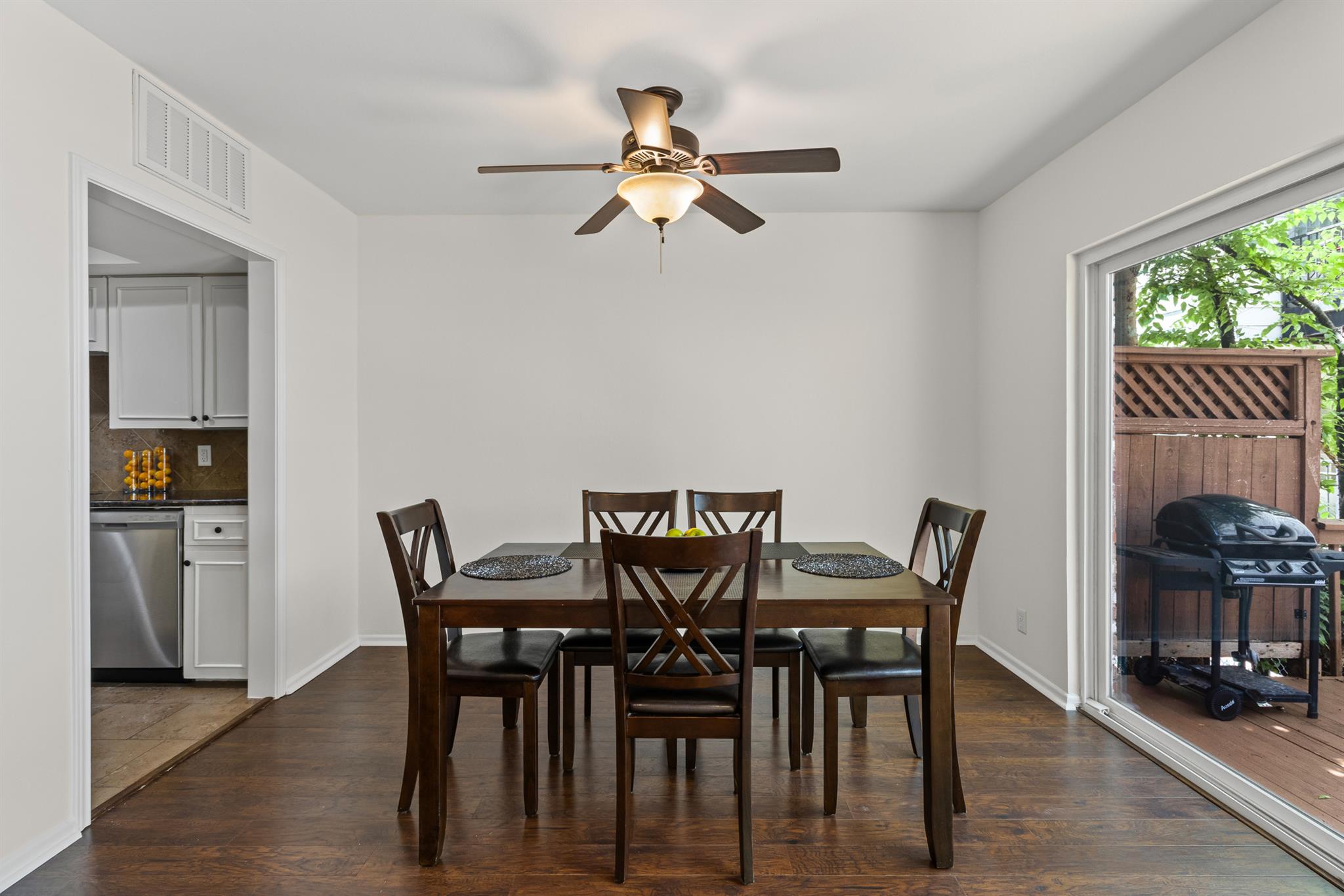 2704 San Pedro St # 16, Austin, TX 78705