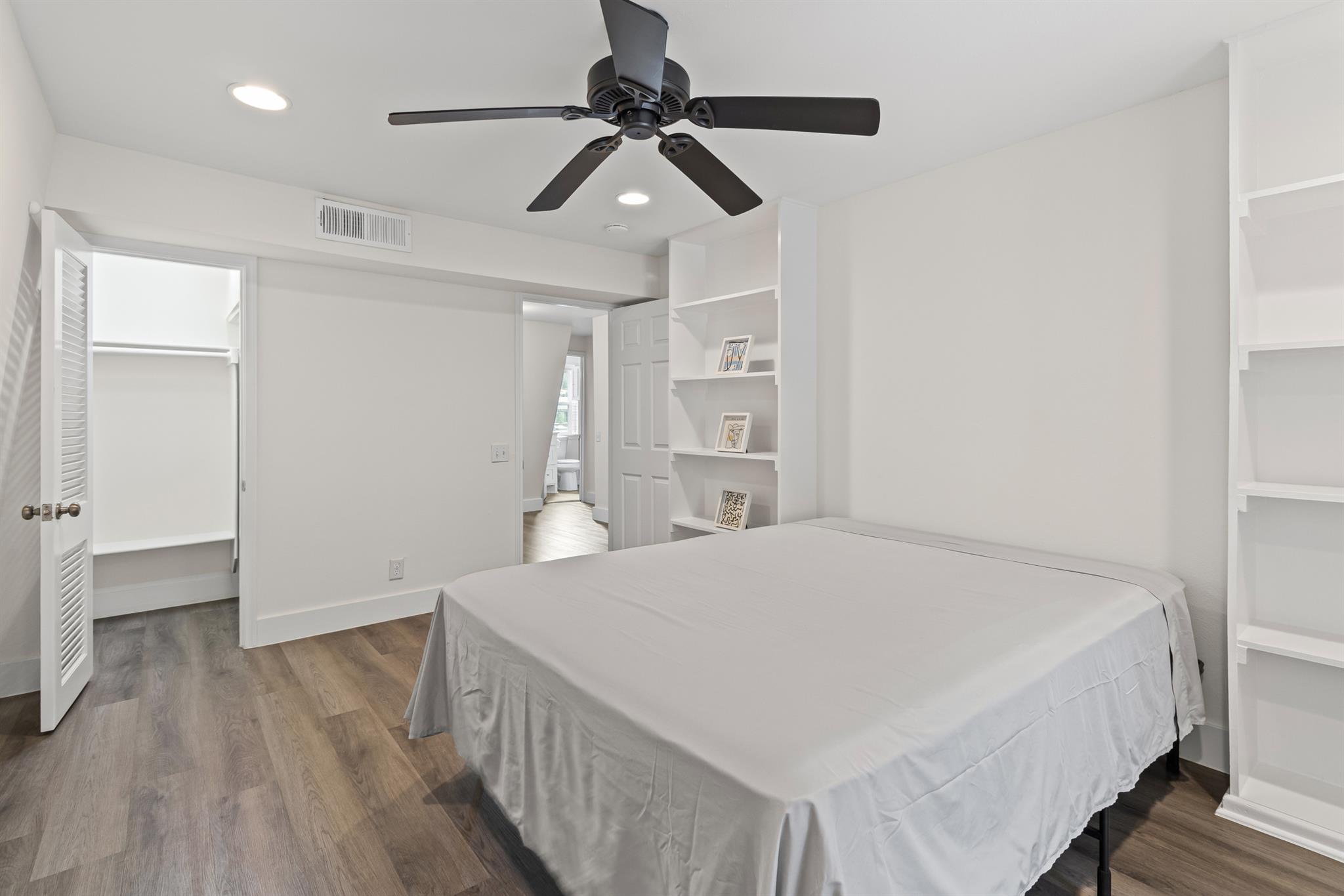 2704 San Pedro St # 16, Austin, TX 78705