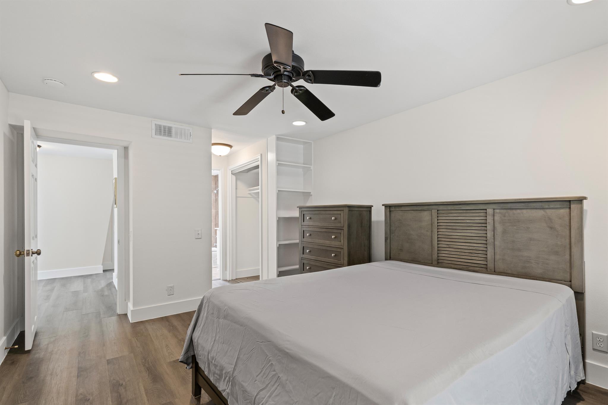 2704 San Pedro St # 16, Austin, TX 78705