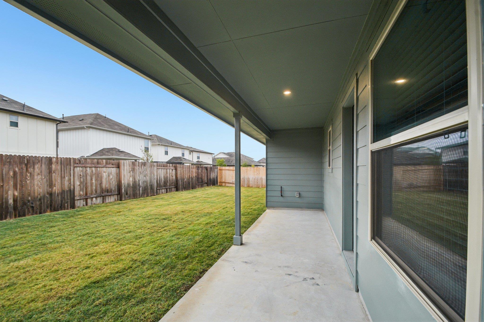 431 Dogvane Cir, Kyle, TX 78640
