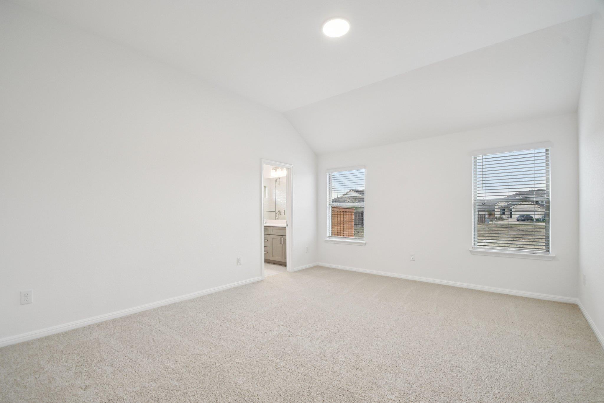 431 Dogvane Cir, Kyle, TX 78640