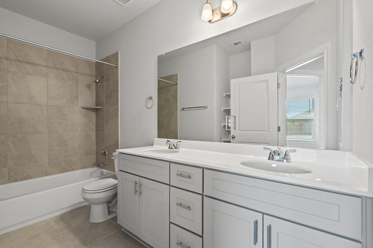 431 Dogvane Cir, Kyle, TX 78640