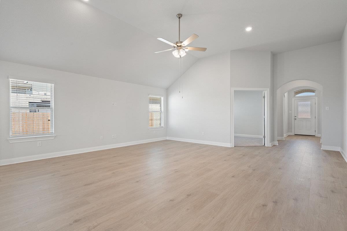 431 Dogvane Cir, Kyle, TX 78640