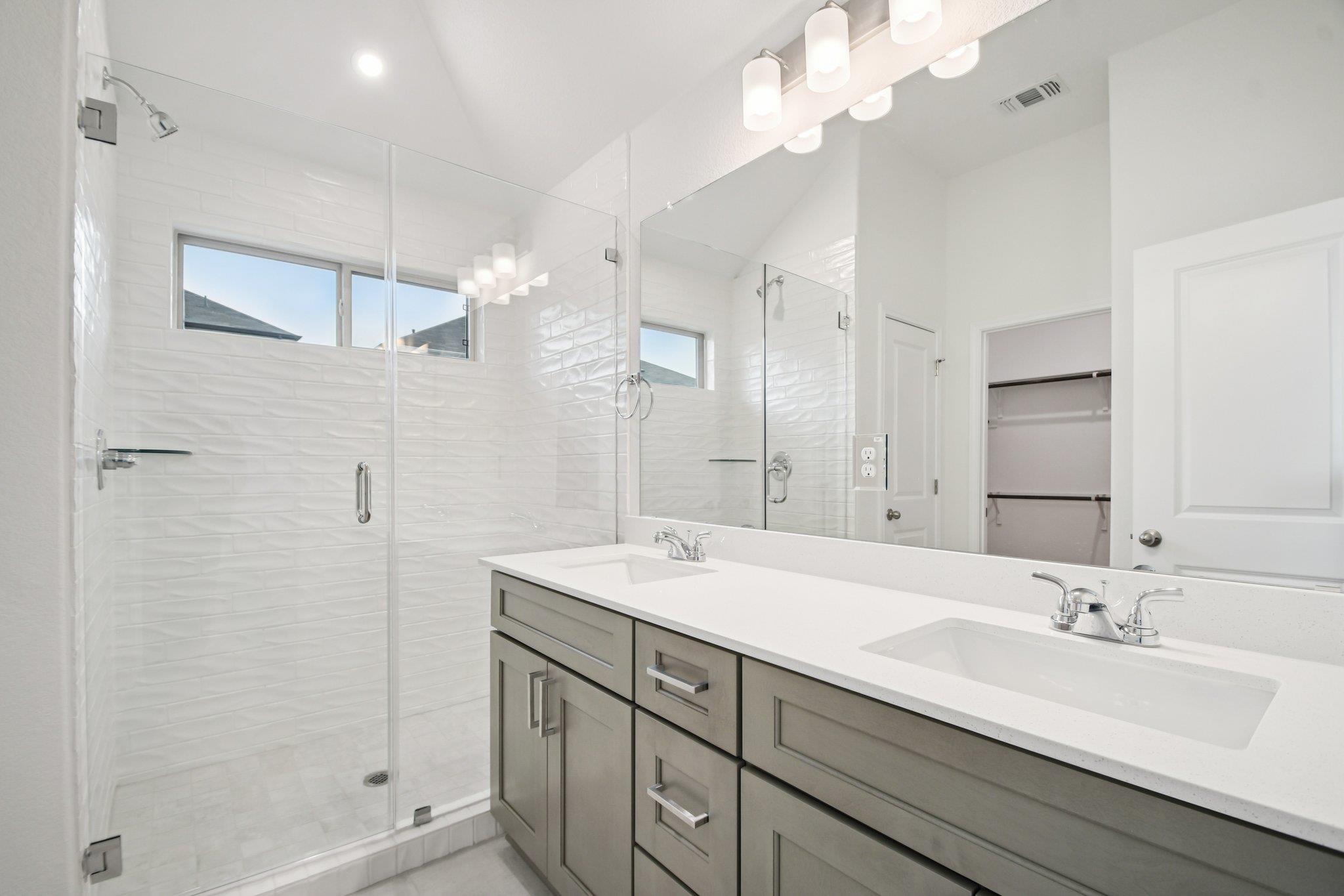 431 Dogvane Cir, Kyle, TX 78640