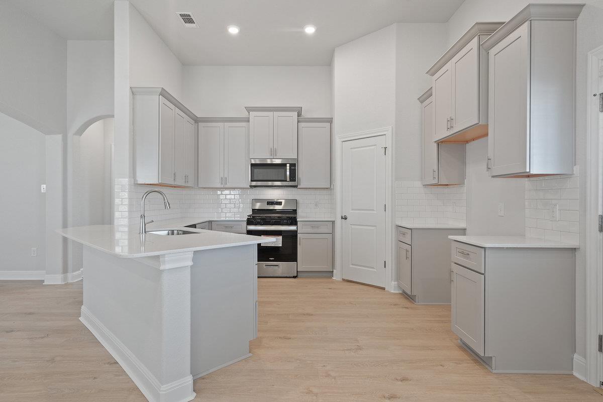 431 Dogvane Cir, Kyle, TX 78640