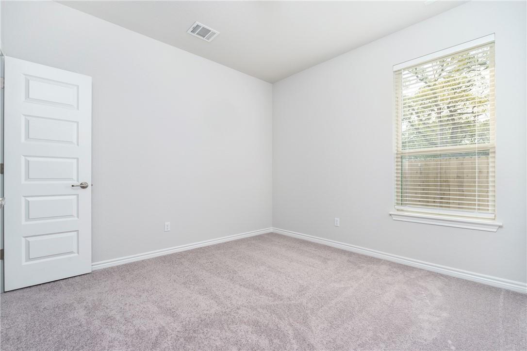 1613 Winding Stream Trl # 75, Leander, TX 78641