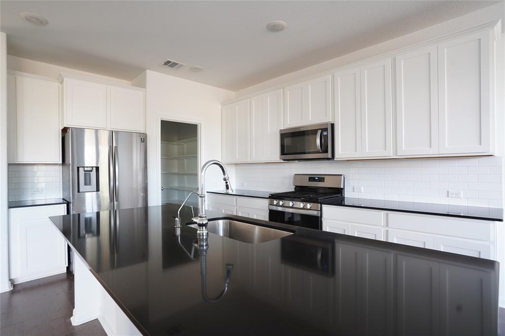 304 Northview Ln, Georgetown, TX 78628