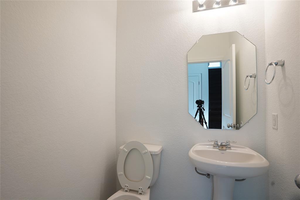 304 Northview Ln, Georgetown, TX 78628