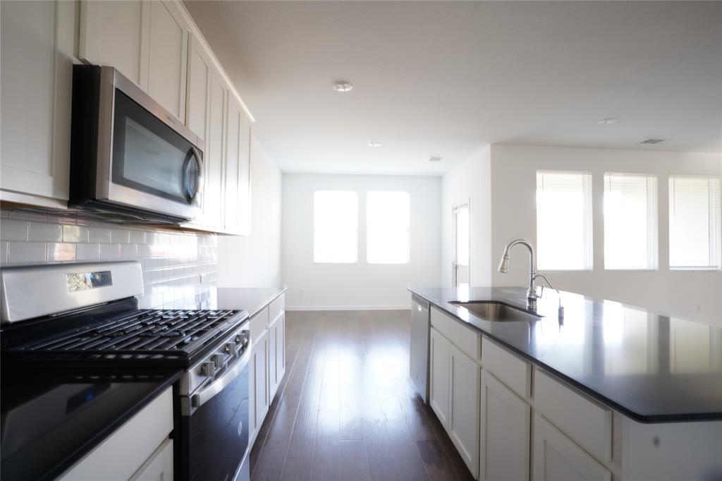 304 Northview Ln, Georgetown, TX 78628