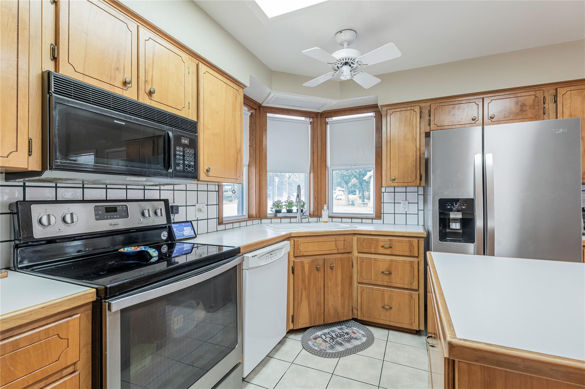500 N Main St N, Burnet, TX 78611