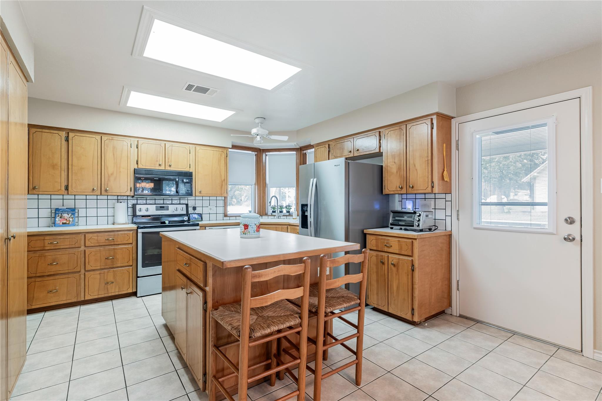 500 N Main St N, Burnet, TX 78611