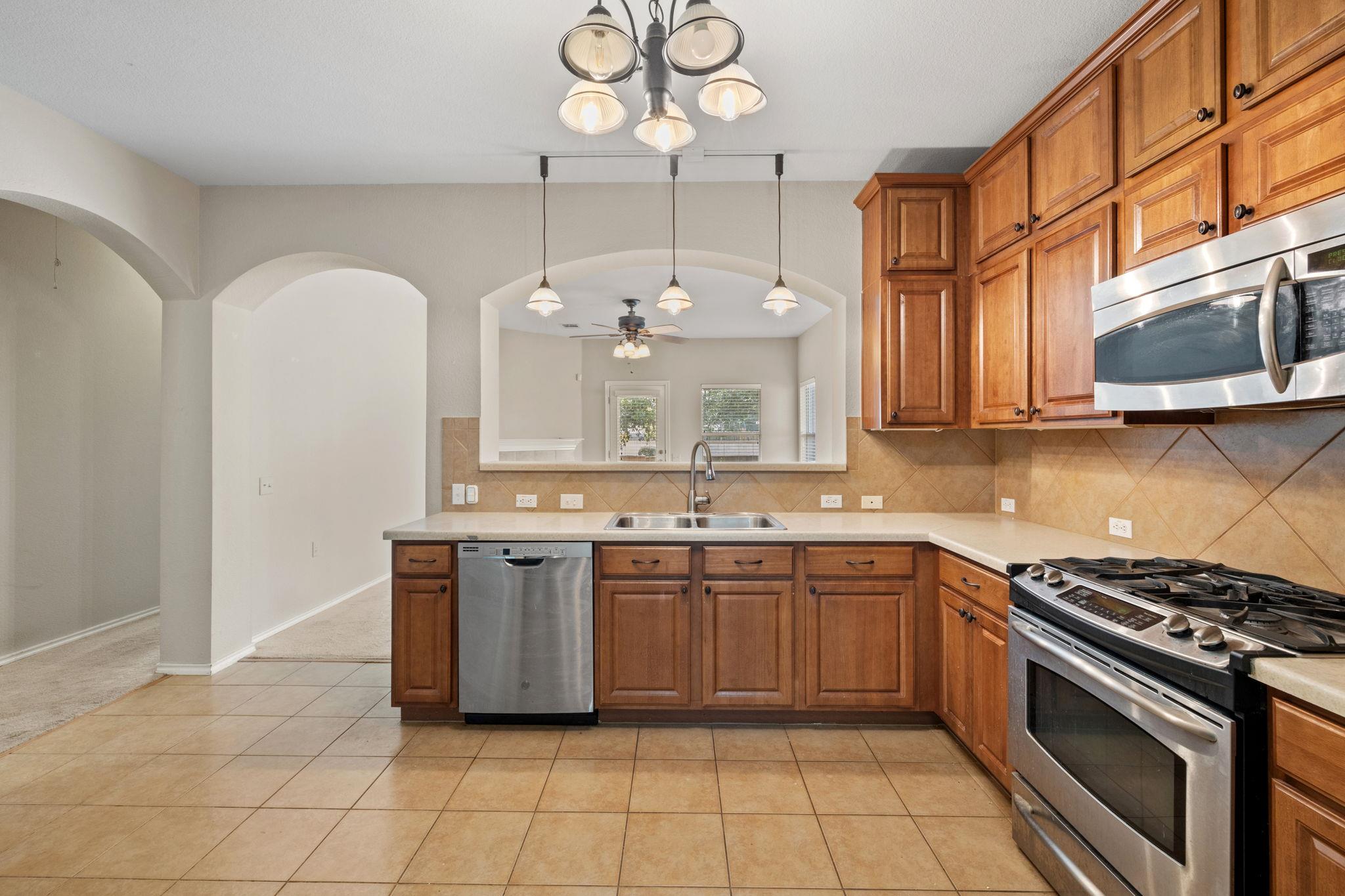 11213 Liberty Farms Dr, Austin, TX 78754