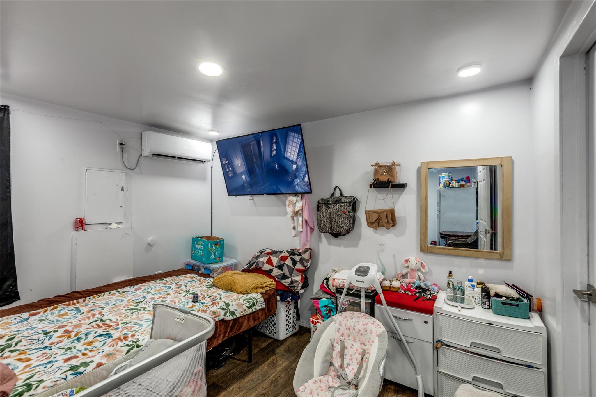 130 Los Arcos Rd, Elgin, TX 78621