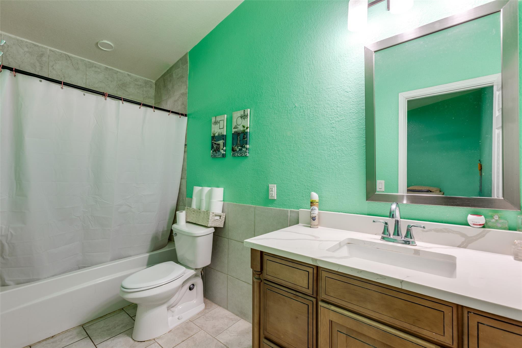 130 Los Arcos Rd, Elgin, TX 78621