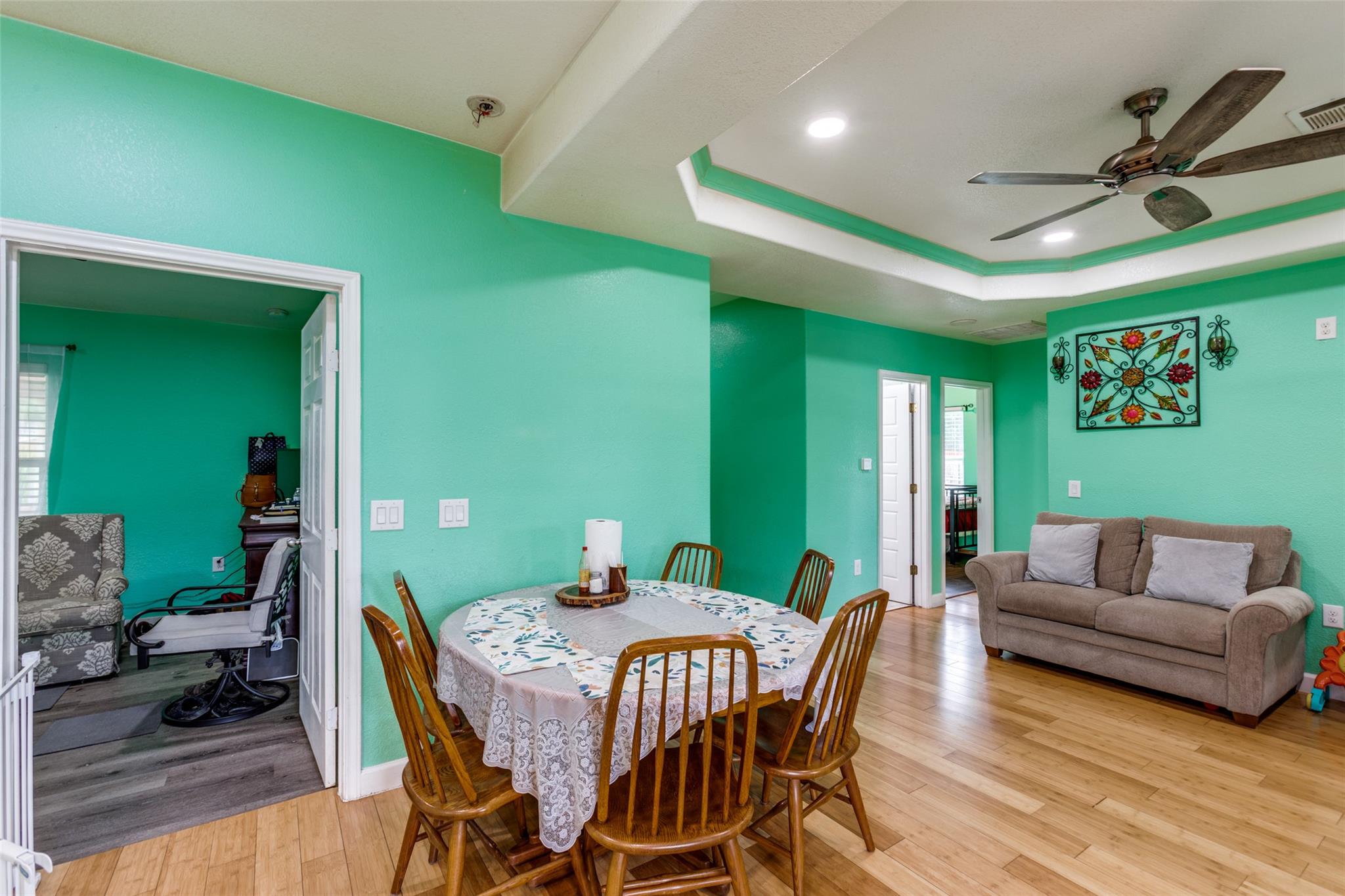 130 Los Arcos Rd, Elgin, TX 78621