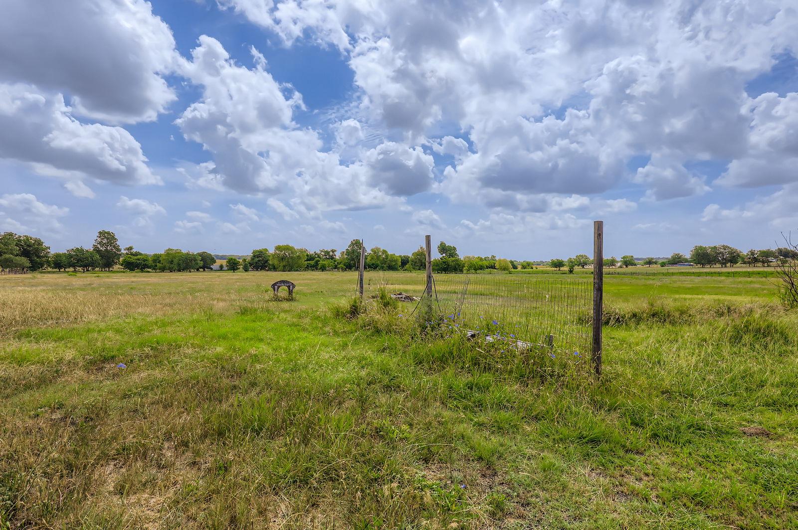 415 County Road 154, Georgetown, TX 78626