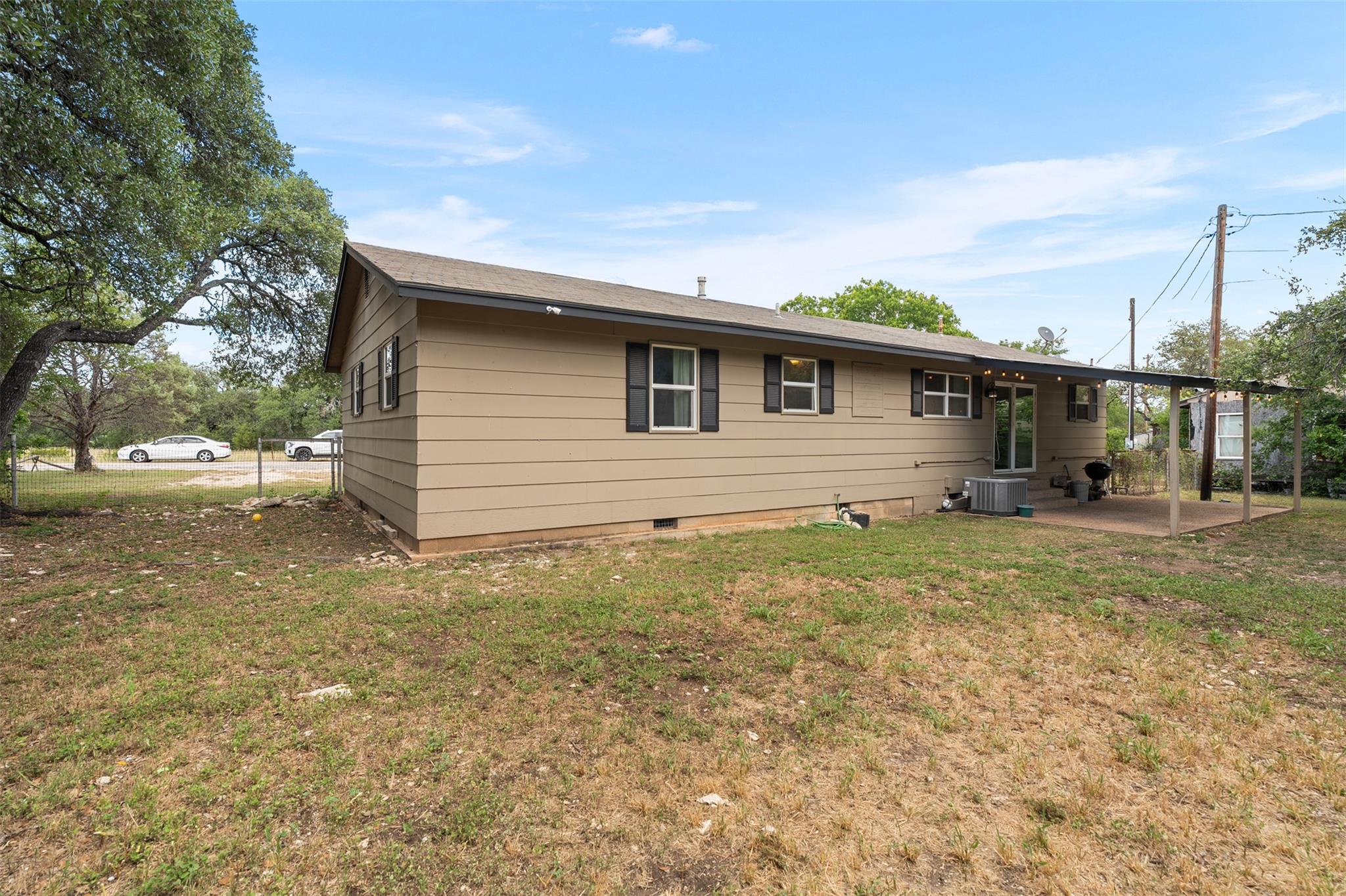 617 Johnson St, Bertram, TX 78605