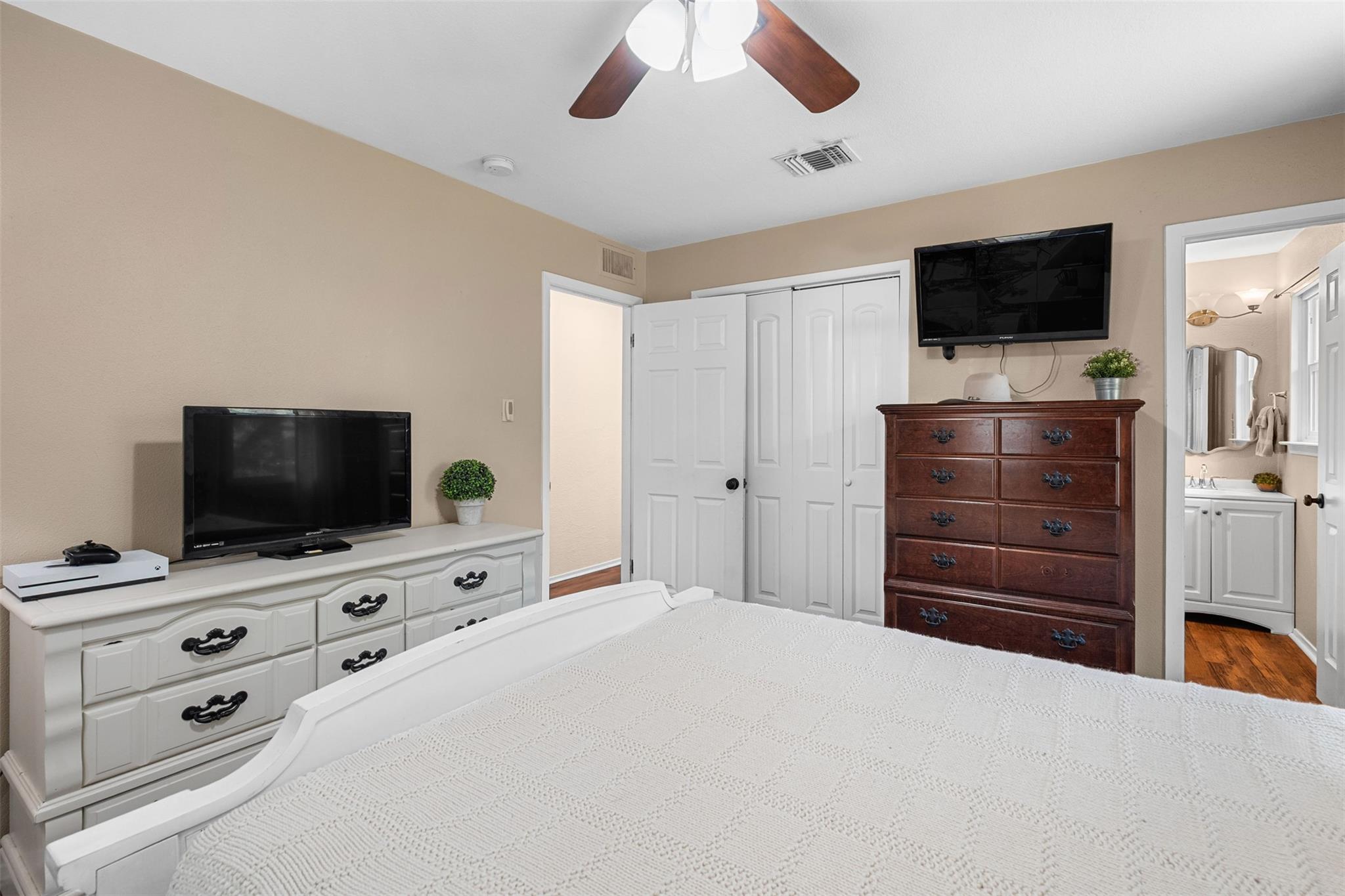 617 Johnson St, Bertram, TX 78605