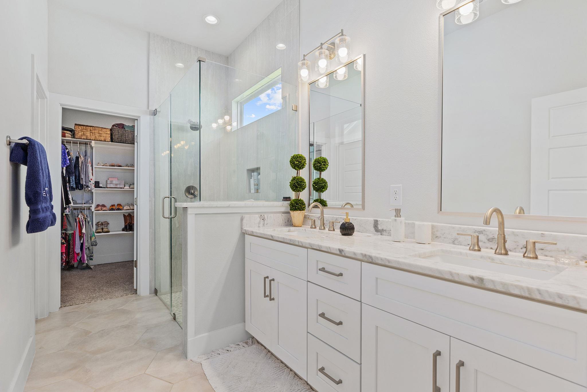 236 Charli Cir, Liberty Hill, TX 78642