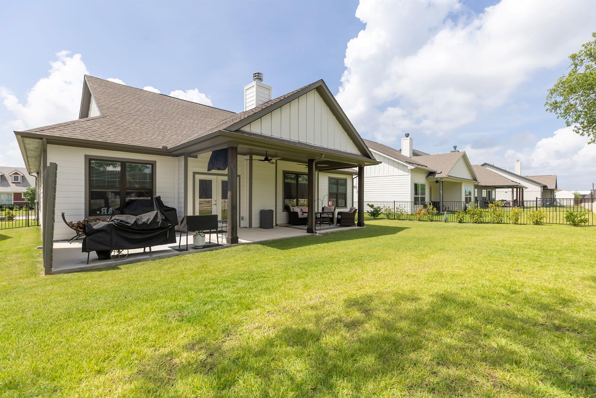 236 Charli Cir, Liberty Hill, TX 78642