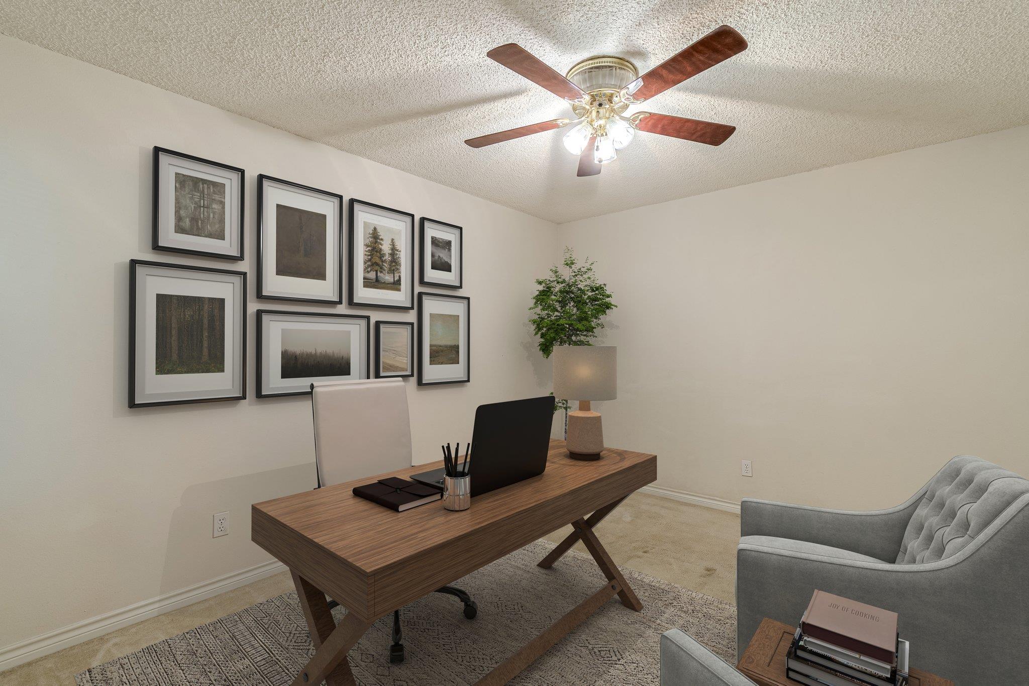 127 Maple Dr, Mountain City, TX 78610