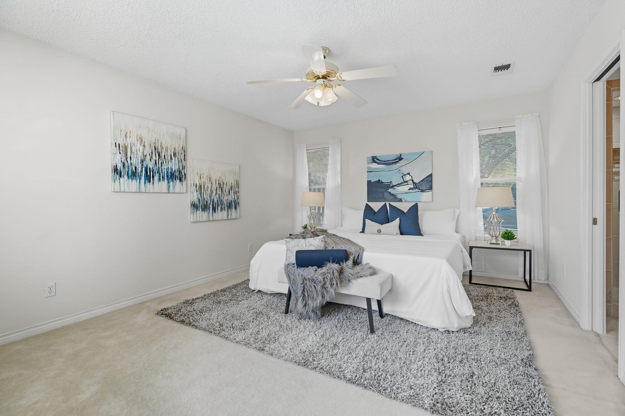 127 Maple Dr, Mountain City, TX 78610