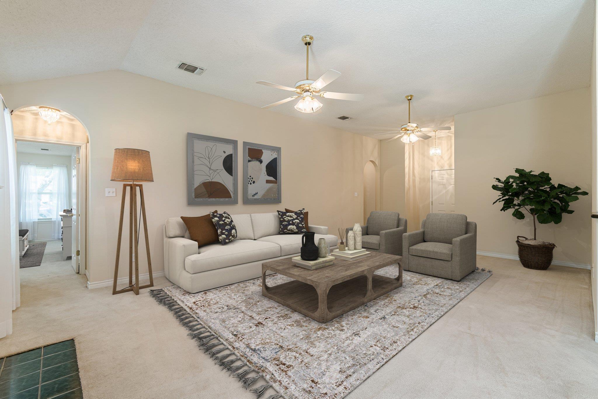 127 Maple Dr, Mountain City, TX 78610