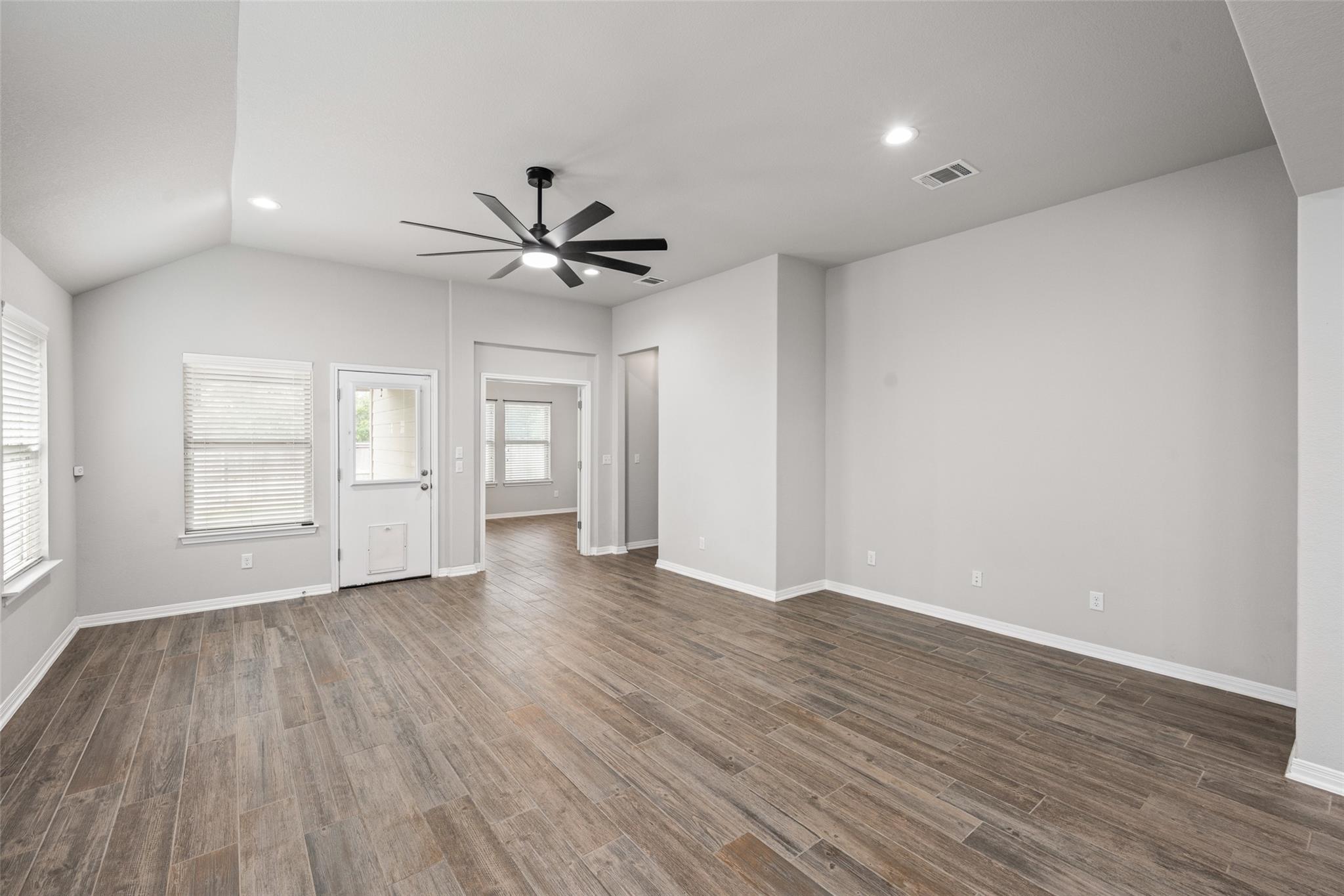 229 Blue Oak Blvd, San Marcos, TX 78666