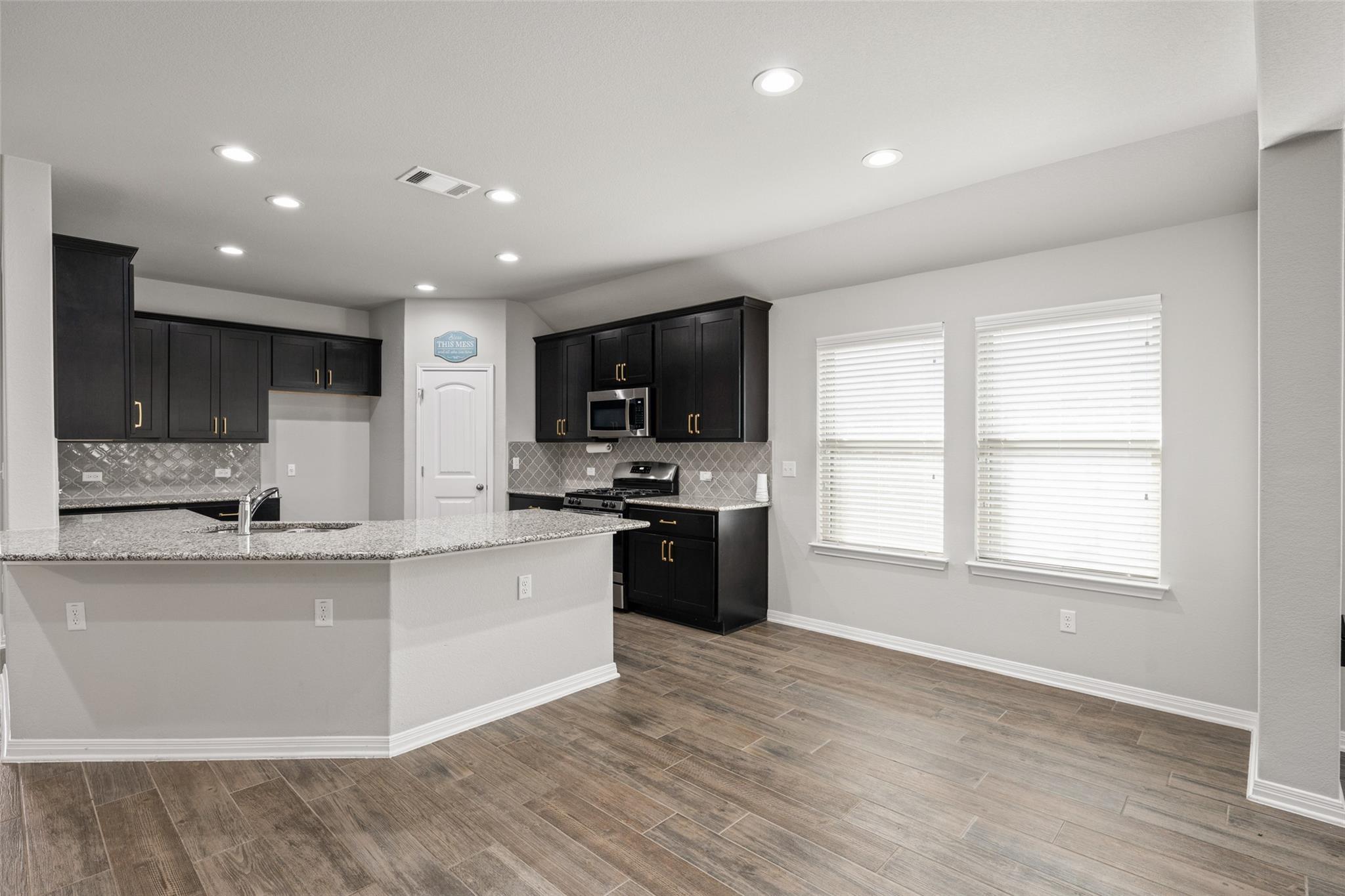 229 Blue Oak Blvd, San Marcos, TX 78666