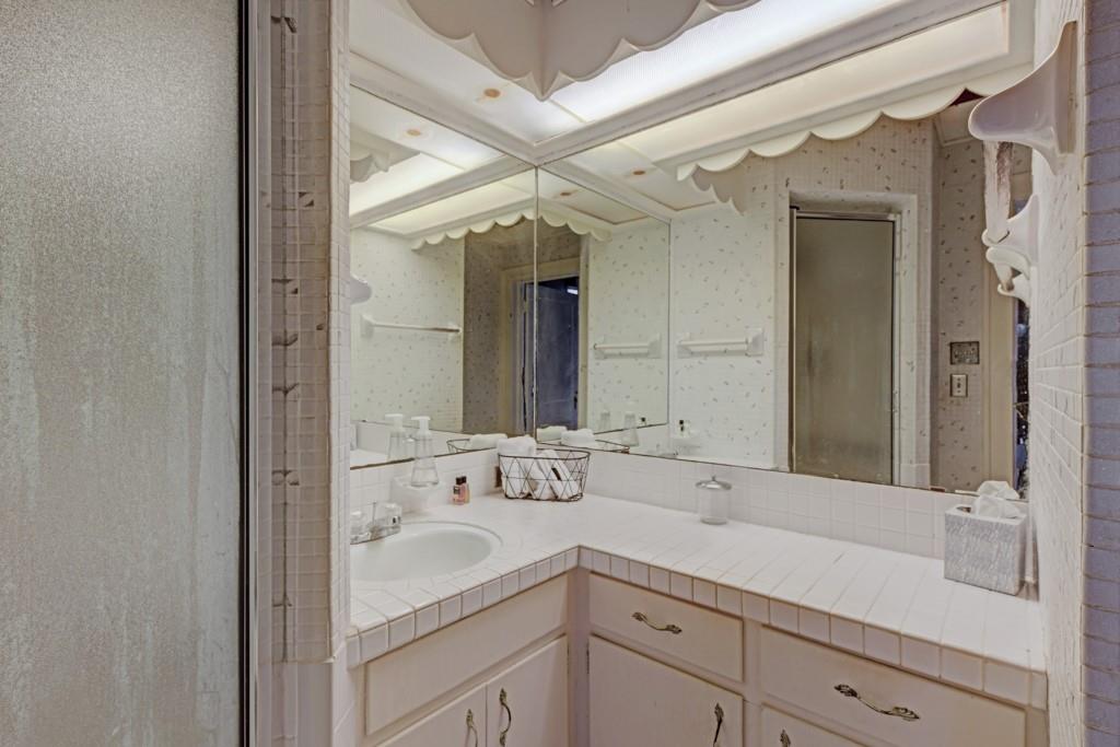 3508 Moulton Rd, Gonzales, TX 78629