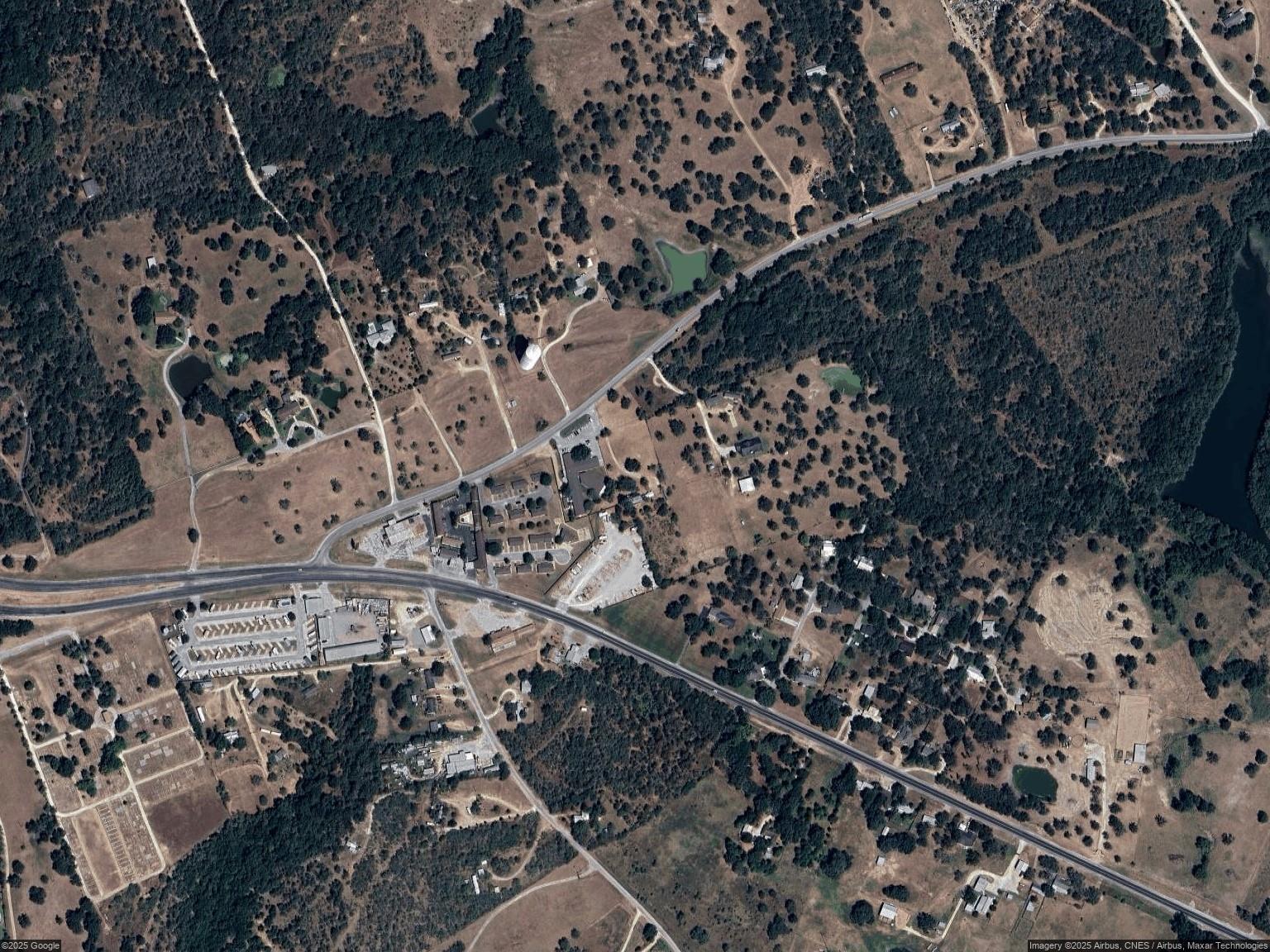 3508 Moulton Rd, Gonzales, TX 78629