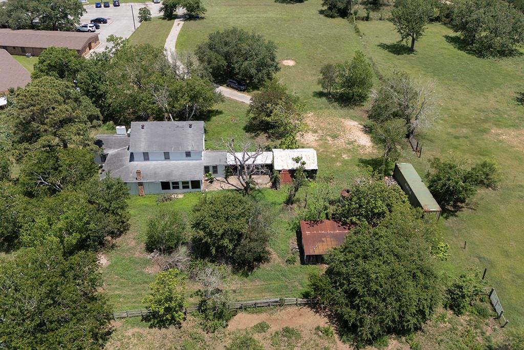 3508 Moulton Rd, Gonzales, TX 78629