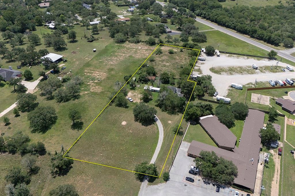 3508 Moulton Rd, Gonzales, TX 78629