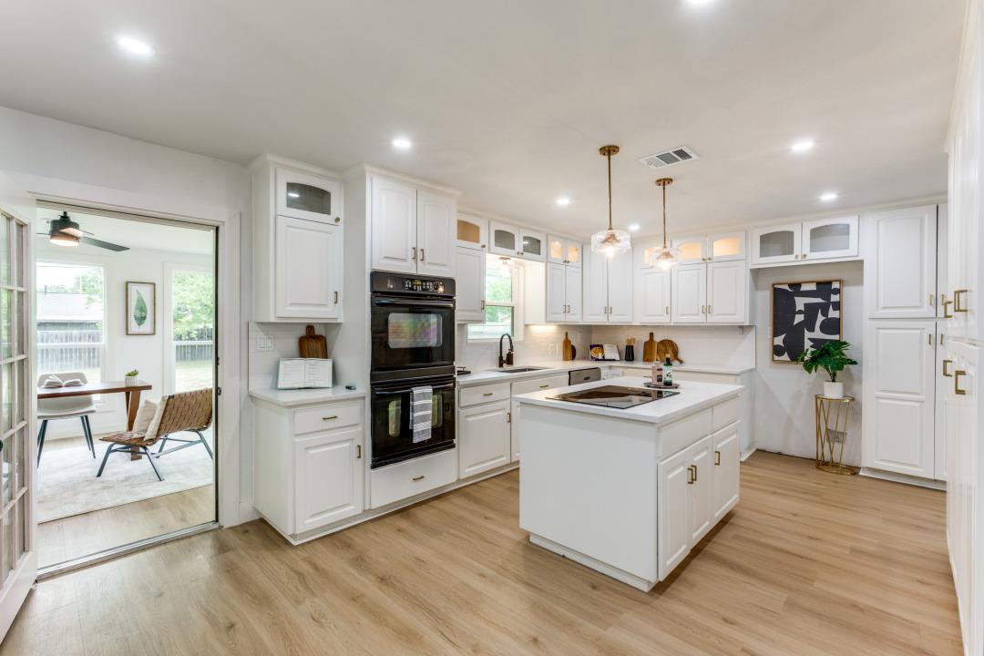 606 Lilac Dr, Round Rock, TX 78664