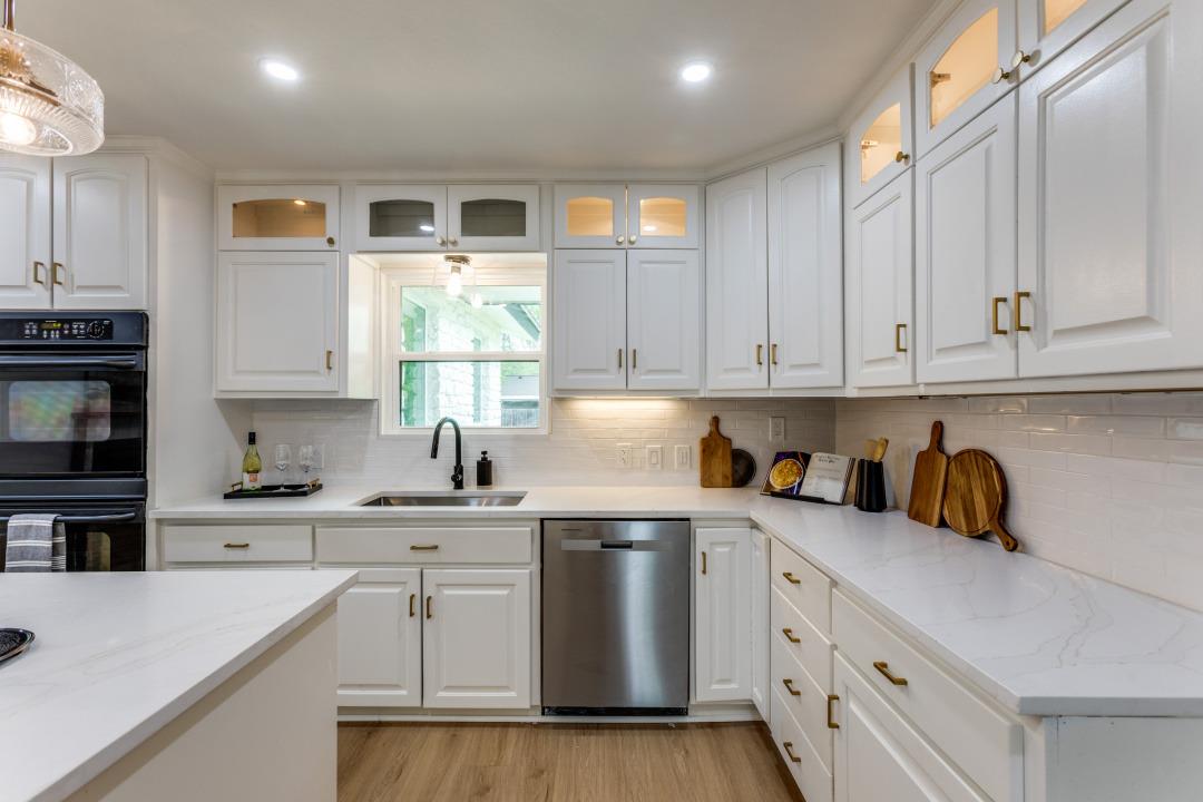 606 Lilac Dr, Round Rock, TX 78664