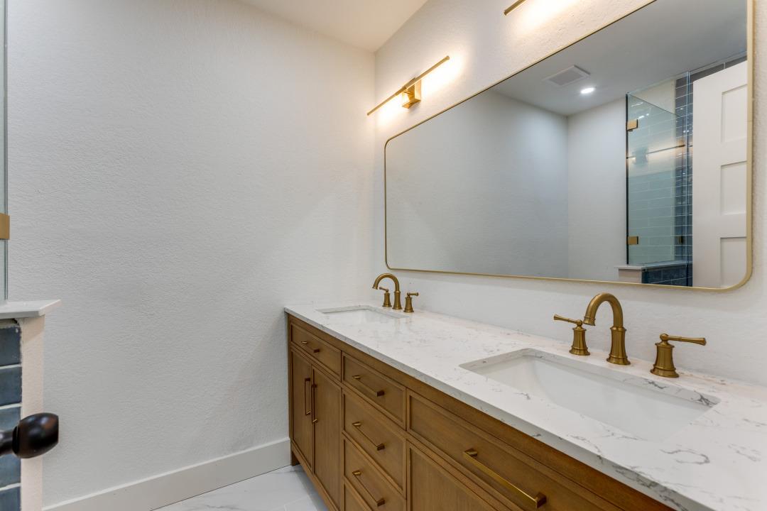 606 Lilac Dr, Round Rock, TX 78664