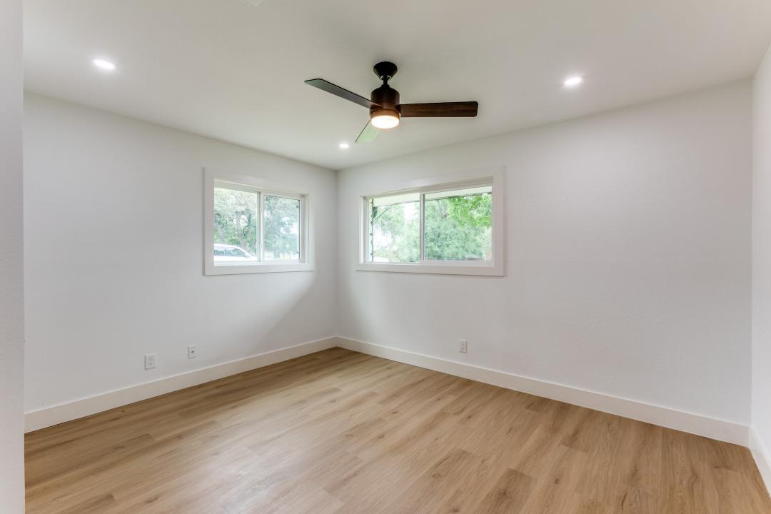 606 Lilac Dr, Round Rock, TX 78664