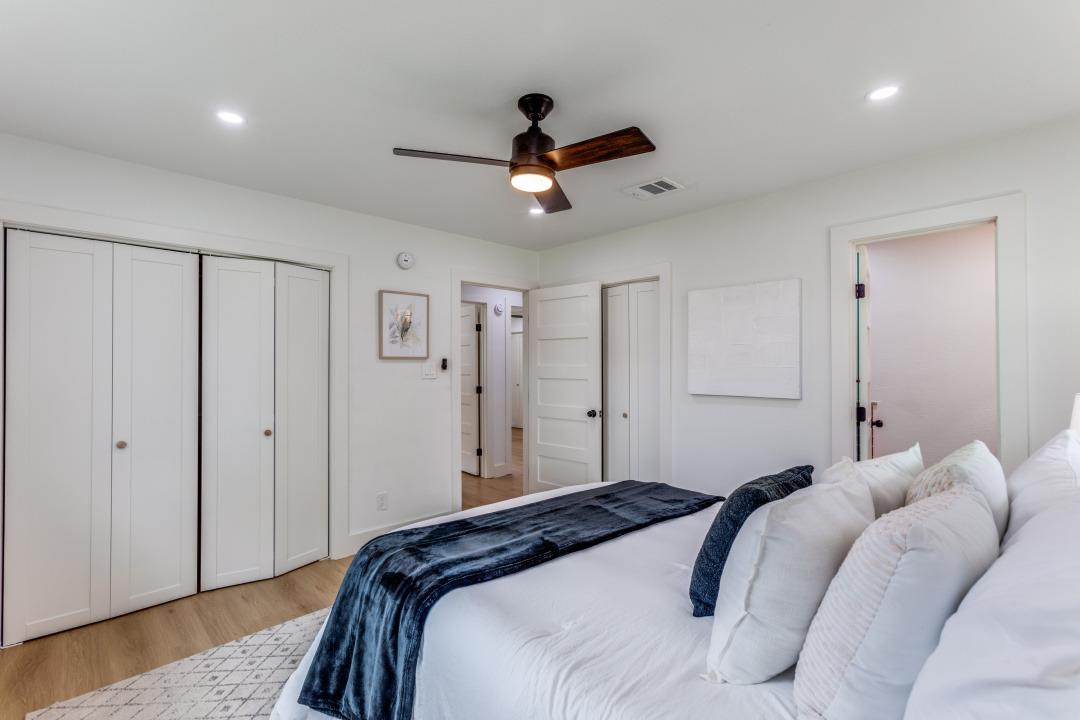606 Lilac Dr, Round Rock, TX 78664