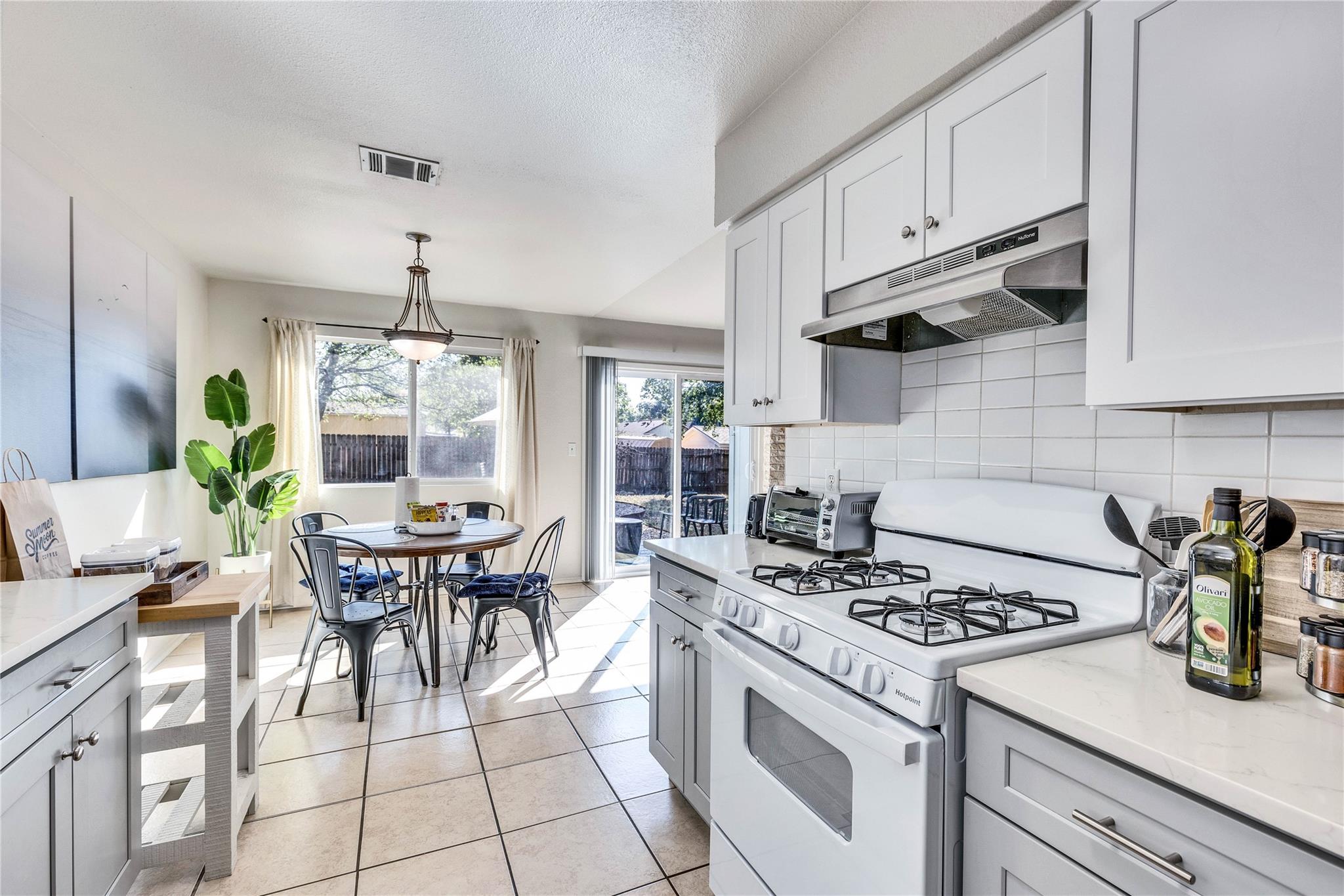 10309 Georgian Dr, Austin, TX 78753