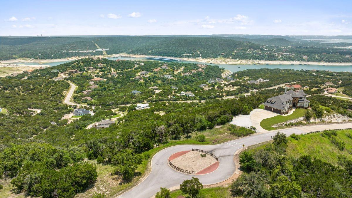 17933 Ranchland Hills Vis, Jonestown, TX 78645