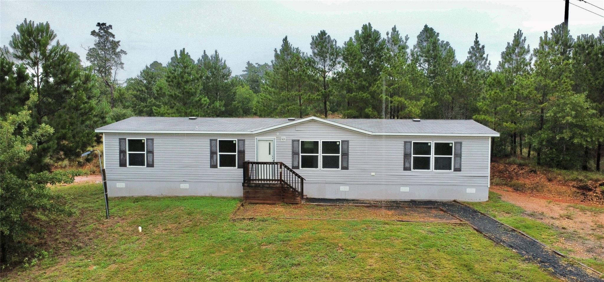 186 Pine Shadow Ln, Bastrop, TX 78602