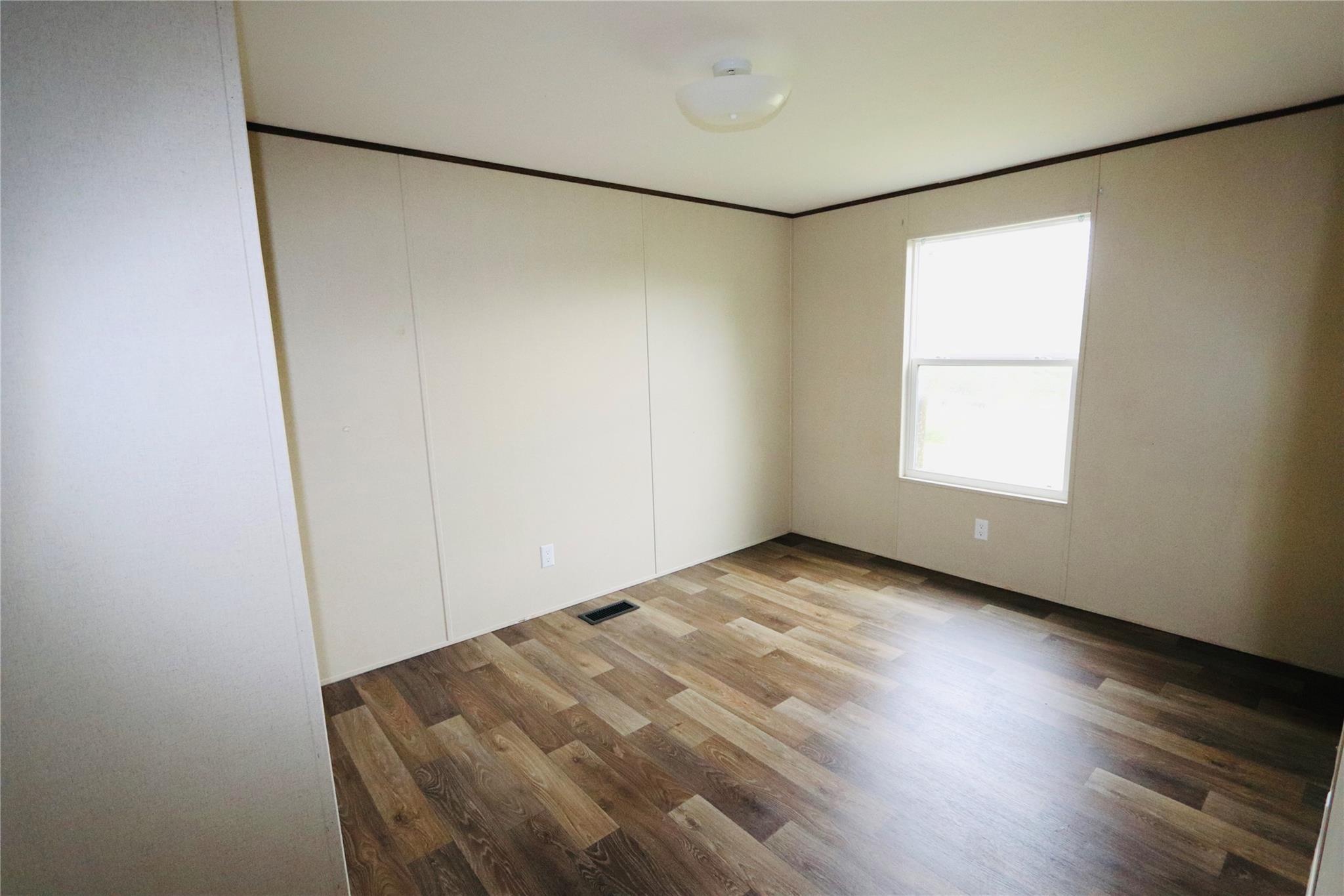 186 Pine Shadow Ln, Bastrop, TX 78602