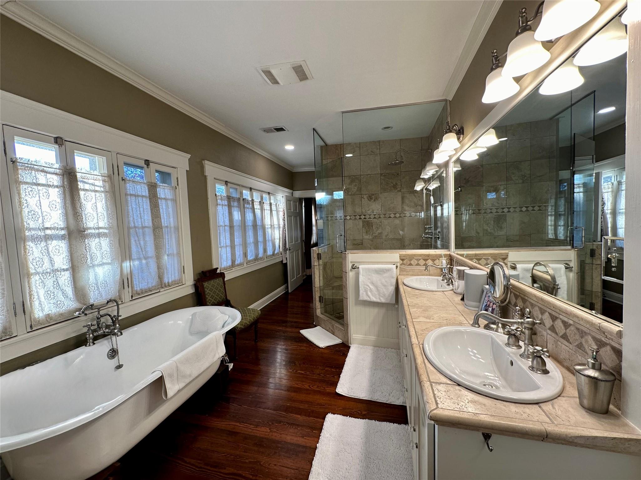 719 W San Antonio St, San Marcos, TX 78666