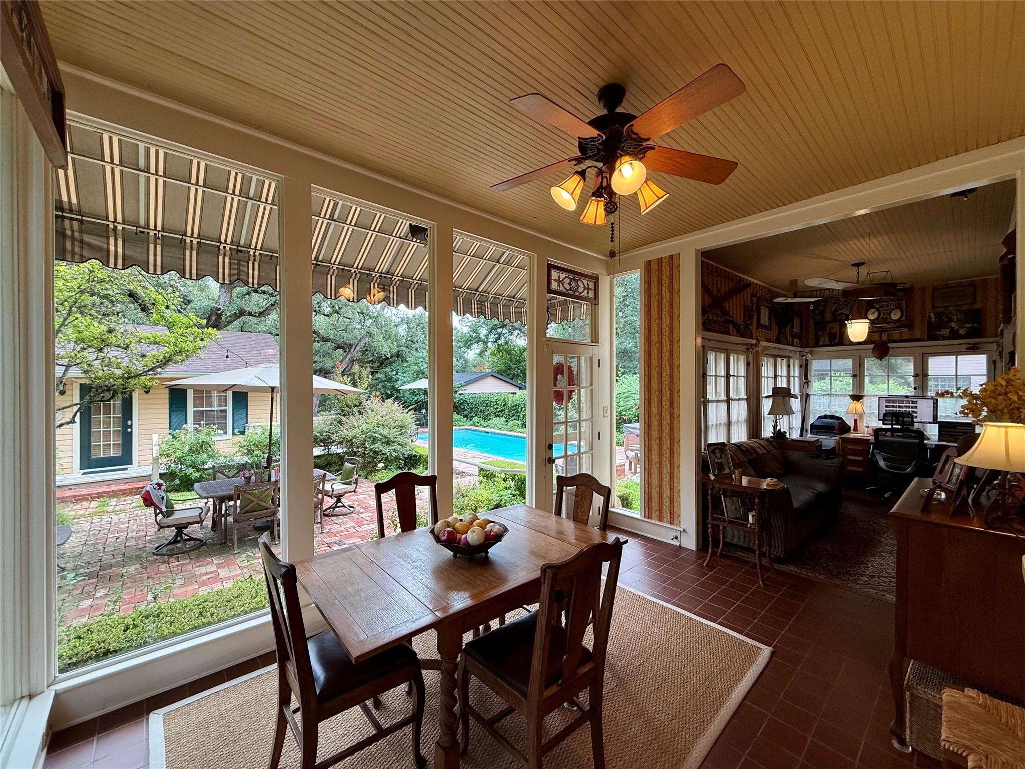719 W San Antonio St, San Marcos, TX 78666