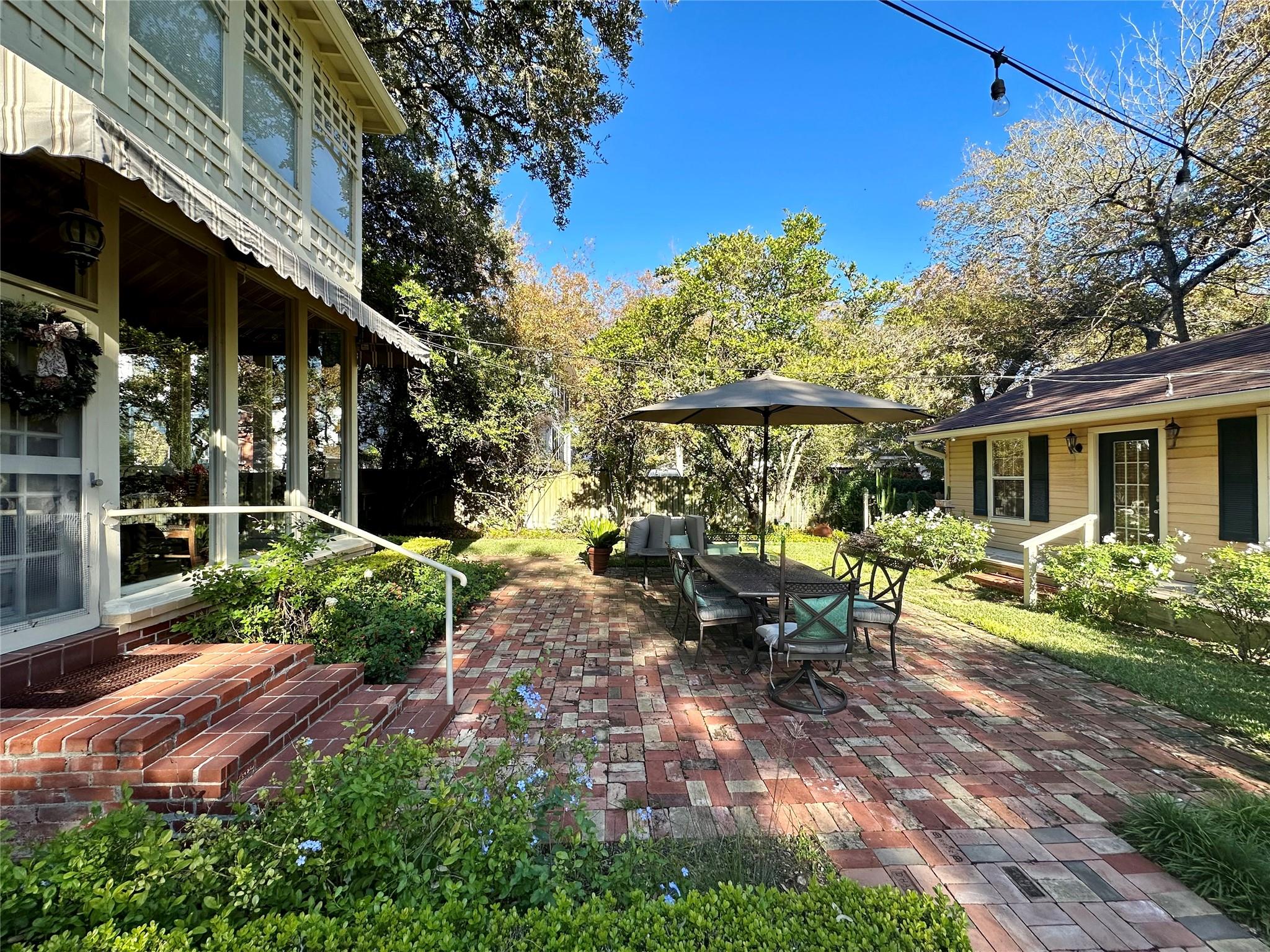 719 W San Antonio St, San Marcos, TX 78666