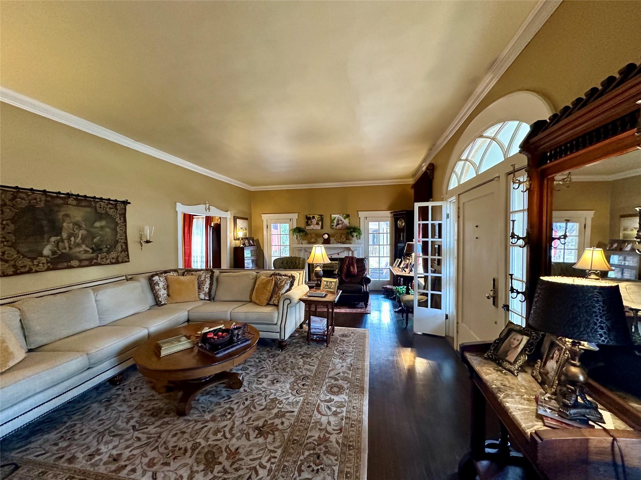 719 W San Antonio St, San Marcos, TX 78666