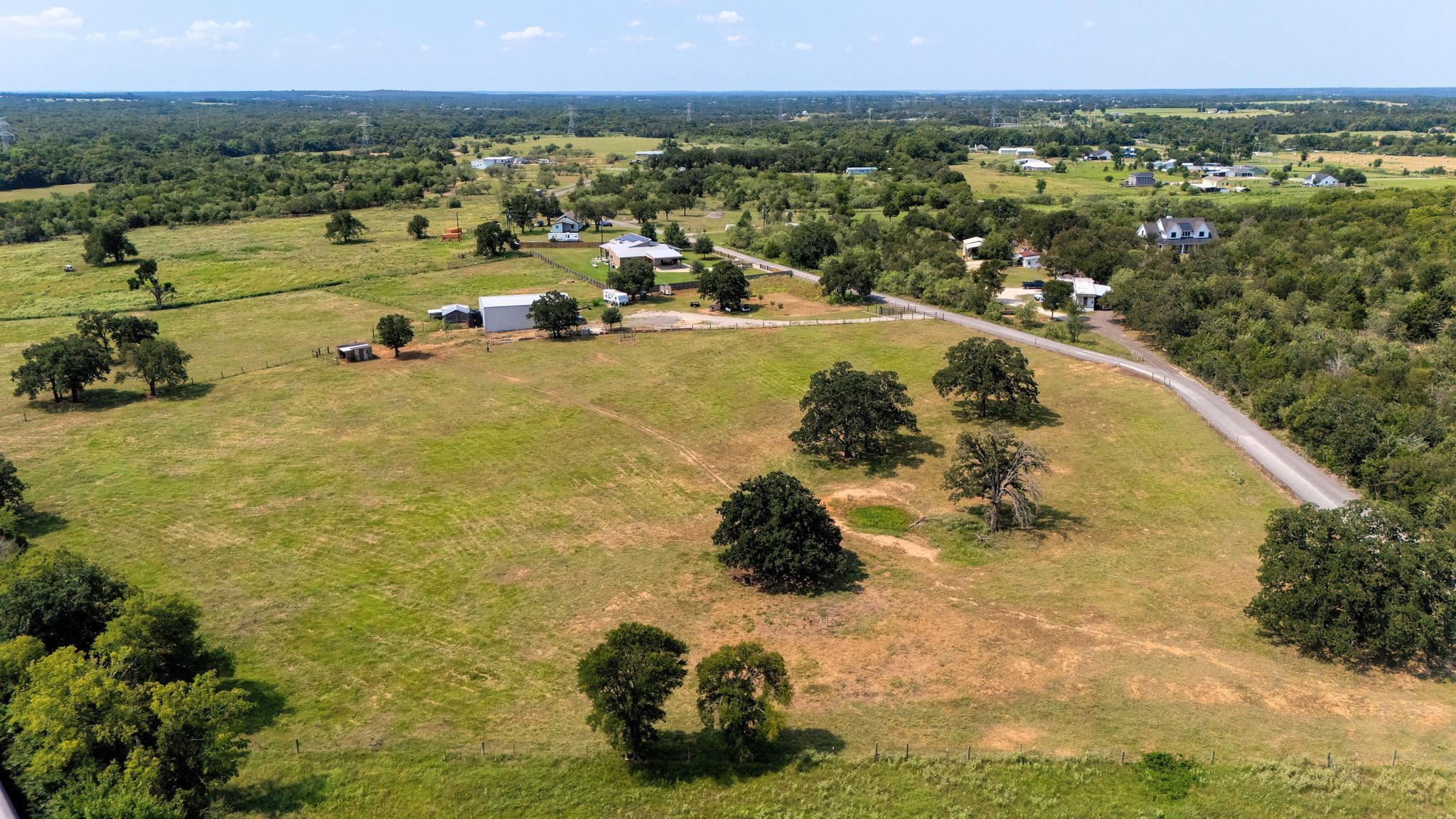 160 McVay Ln, Elgin, TX 78621